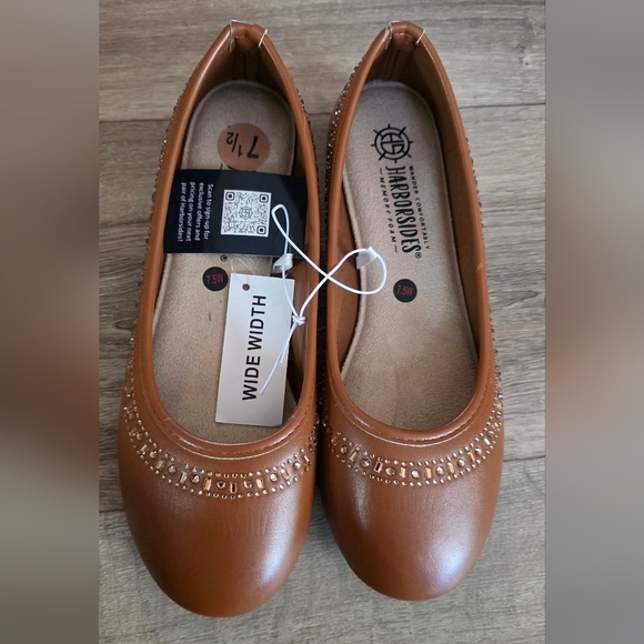 Harbor Shoes Women's Brown Flats with Gold Studs - Picture 2 of 2